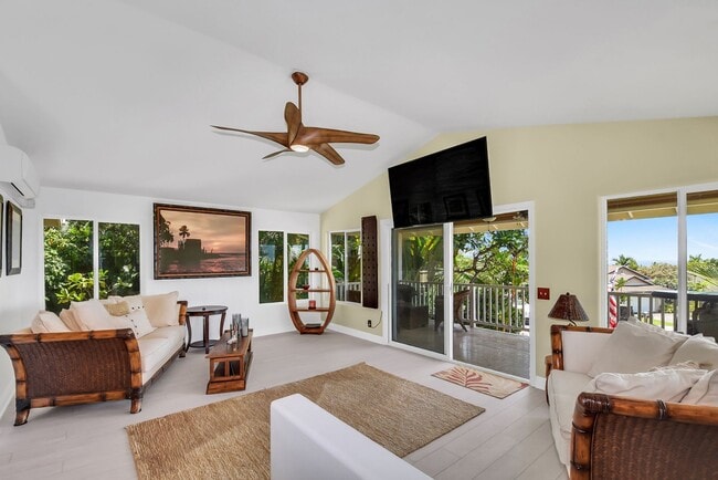 77-165-165 Ho?oilina Ct in Kailua Kona, HI - Building Photo - Building Photo