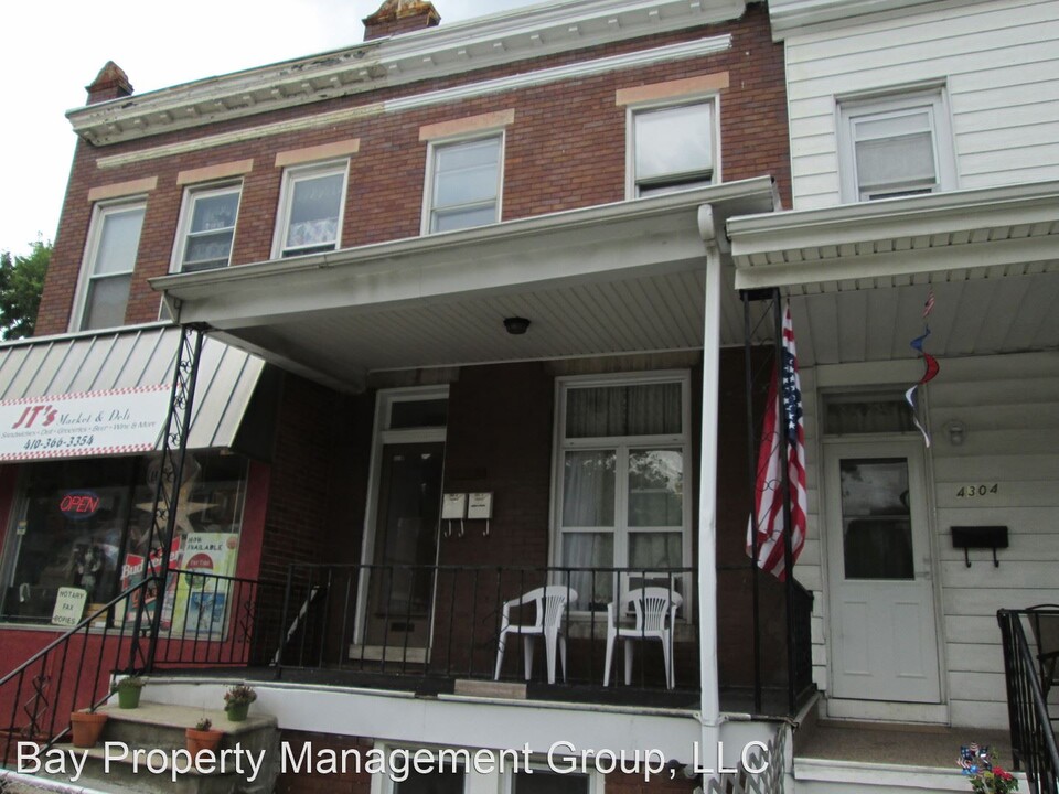 4302 Falls Rd in Baltimore, MD - Building Photo