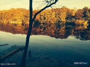 213 River Rd Ext in Greenwich, CT - Building Photo - Building Photo