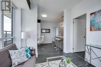 200 Sackville St in Toronto, ON - Building Photo - Building Photo