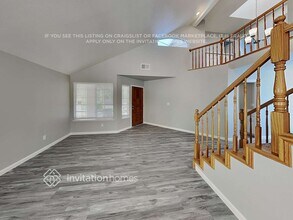 8414 Cassatt Way in Sacramento, CA - Building Photo - Building Photo