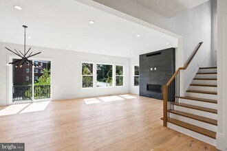 841 N Manchester St in Arlington, VA - Building Photo - Building Photo