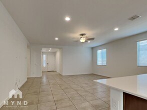 17027 W Echo Ln in Waddell, AZ - Building Photo - Building Photo