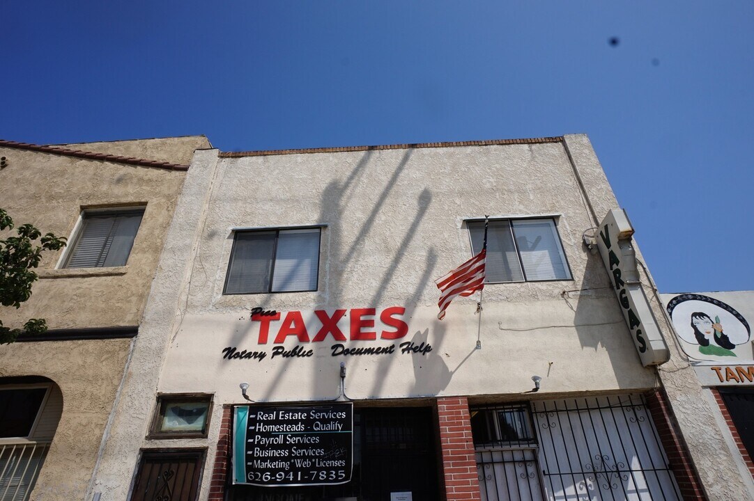 4604 Durfee Ave in Pico Rivera, CA - Building Photo