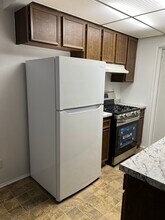 1931 Nuevo St in Hemet, CA - Building Photo - Building Photo