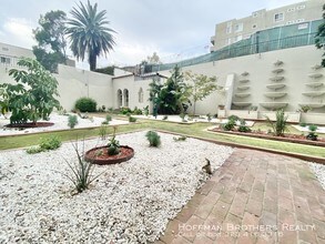 2505 W 6th St in Los Angeles, CA - Building Photo - Building Photo