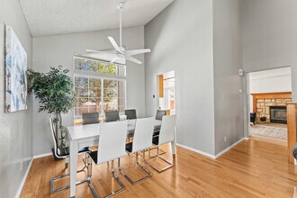 6591 Enchanted Valley Dr in Reno, NV - Building Photo - Building Photo