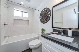 5729 W 76th St, Unit ADU in Los Angeles, CA - Building Photo - Building Photo