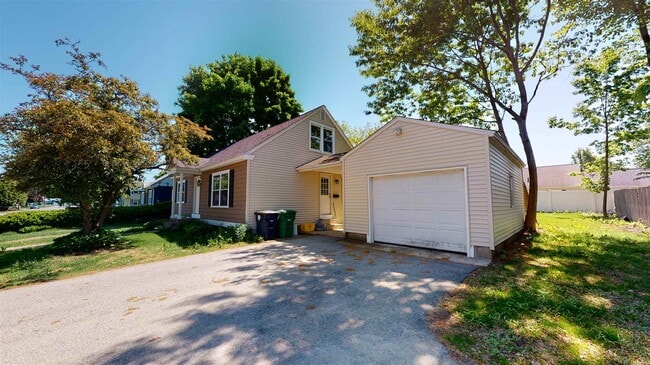 30 Paul Ave in Nashua, NH - Building Photo - Building Photo