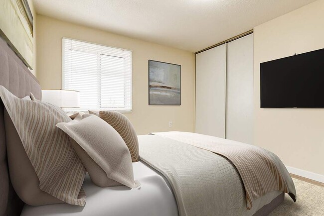 Cloverdale Apartments