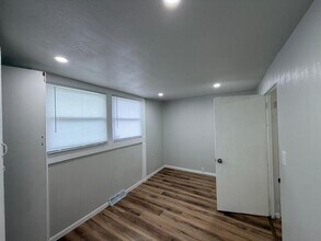2429 N 53rd St in Milwaukee, WI - Building Photo - Building Photo