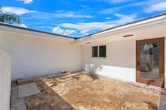 2813 NE 29th St in Fort Lauderdale, FL - Building Photo - Building Photo