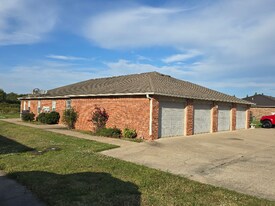 63060 E 285 Ct in Grove, OK - Building Photo