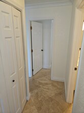 422 Lakeside Dr in Margate, FL - Building Photo - Building Photo