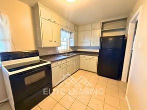 4309 SW 17th Terrace in Topeka, KS - Building Photo - Building Photo