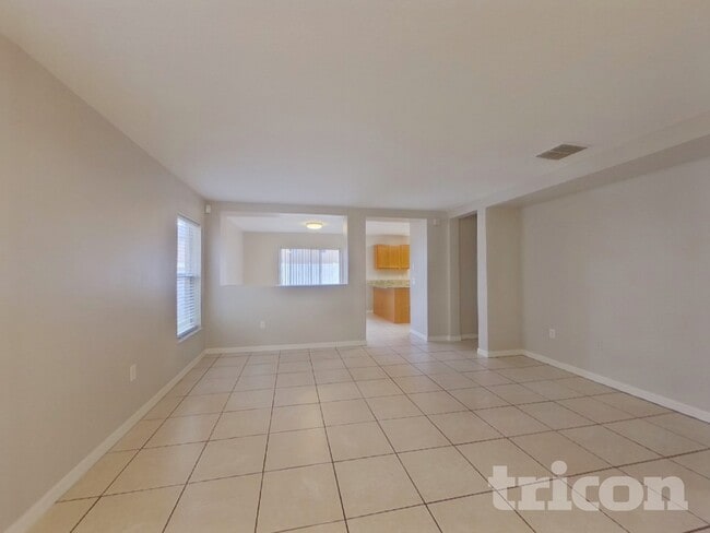 4621 Ross Lanier Ln in Kissimmee, FL - Foto de edificio - Building Photo