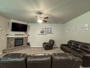 1212 Ash St in Odessa, TX - Building Photo - Building Photo