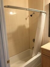 3412 W 189th St, Unit private efficiency in Torrance, CA - Building Photo - Building Photo