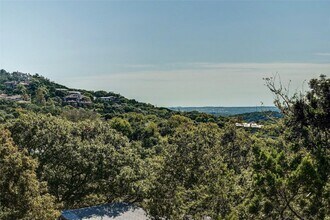 1709 Wild Basin Ledge in Austin, TX - Building Photo - Building Photo
