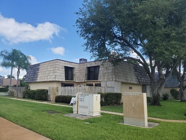 property at 2464 Waterside Dr