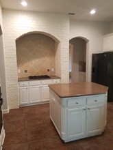 900 Venice Ave in Southlake, TX - Foto de edificio - Building Photo