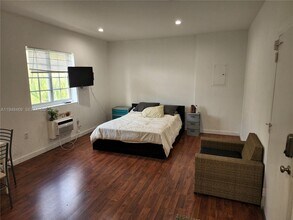 1345 Pennsylvania Ave in Miami Beach, FL - Building Photo - Building Photo