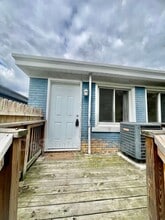 76 Holt St in Pittsburgh, PA - Building Photo - Building Photo