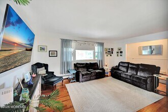 855 Derry Dr in Toms River, NJ - Building Photo - Building Photo