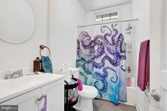 56 S Pershing Ave, Unit A in York, PA - Building Photo - Building Photo