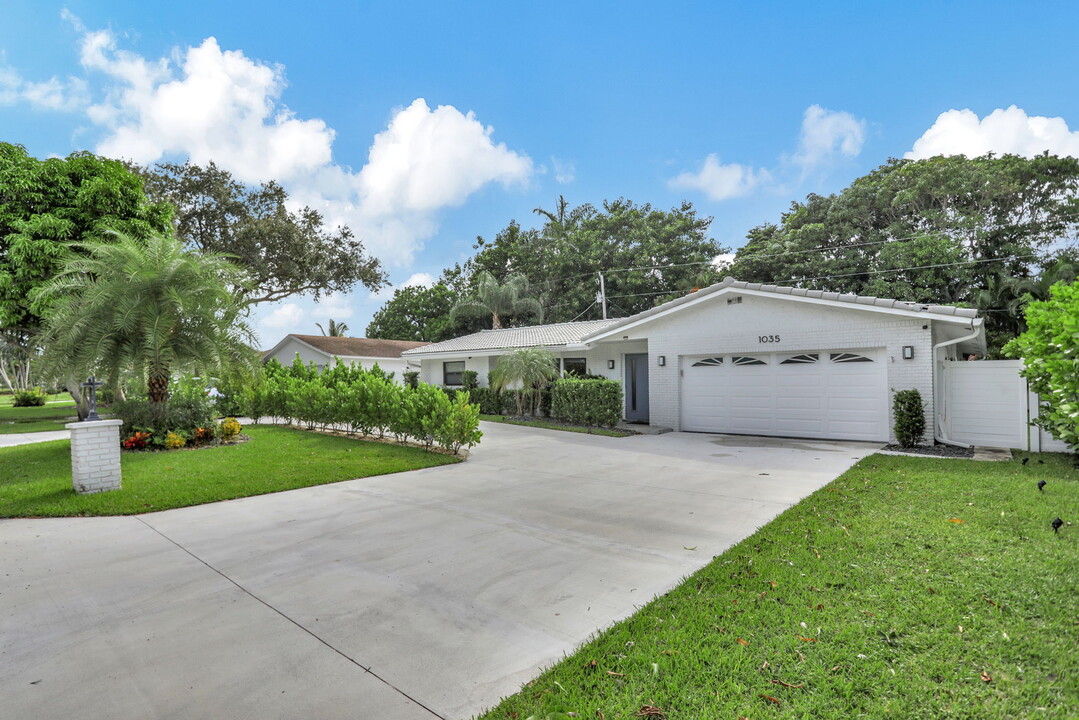 1035 NW 5th Ave in Boca Raton, FL - Building Photo