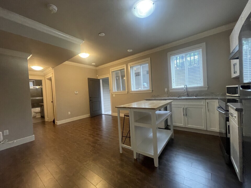 16323-1626A 26a Ave in Surrey, BC - Building Photo