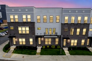 9728 Junction Sta in Fishers, IN - Building Photo