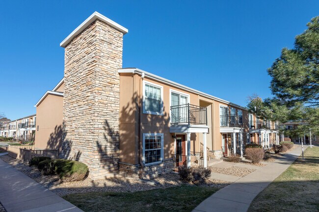 Boulder Creek in Boulder, CO - Foto de edificio - Building Photo