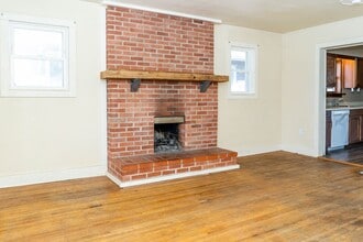 606 Paris Ct in Columbia, MO - Building Photo - Building Photo