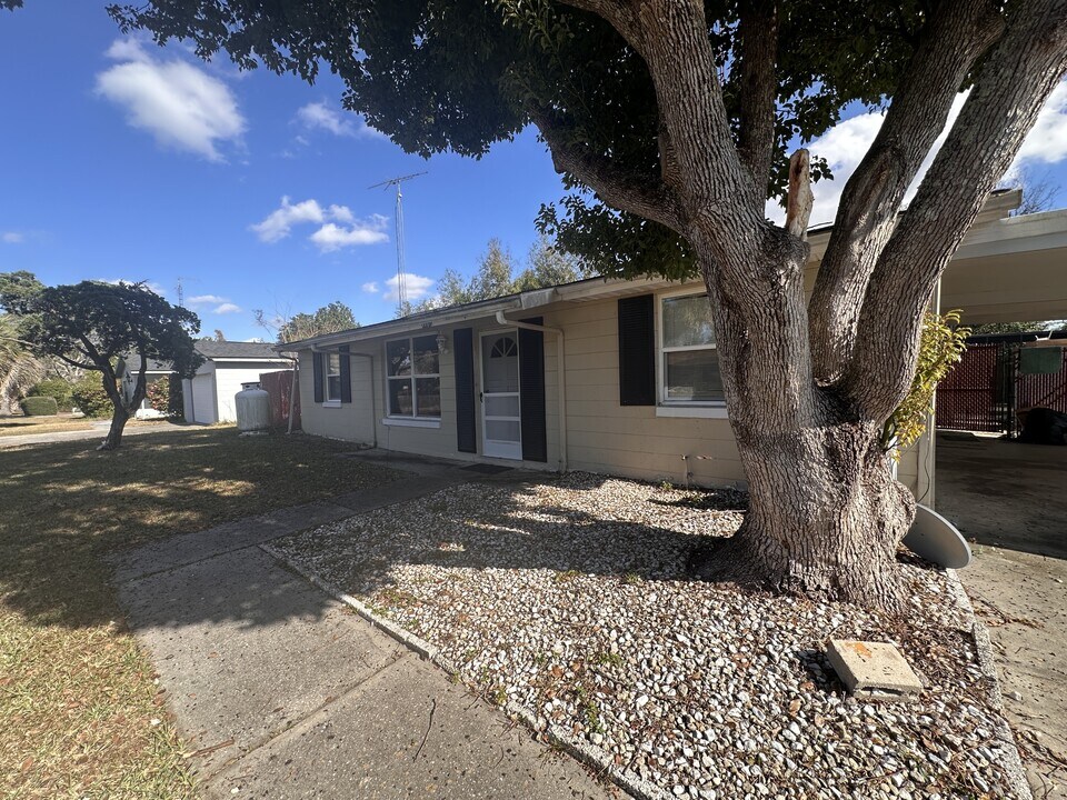 14491 SW 41st Avenue Rd in Ocala, FL - Building Photo