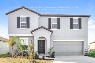 11551 Lavender Loop in Spring Hill, FL - Building Photo