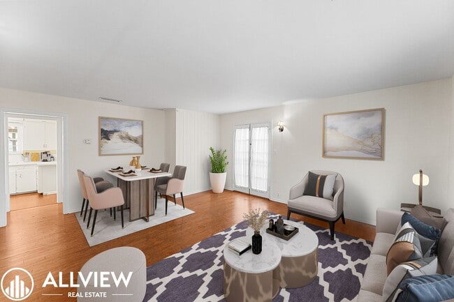 property at 1018 W 18th St