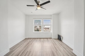 Park Wilshire in Los Angeles, CA - Building Photo - Building Photo