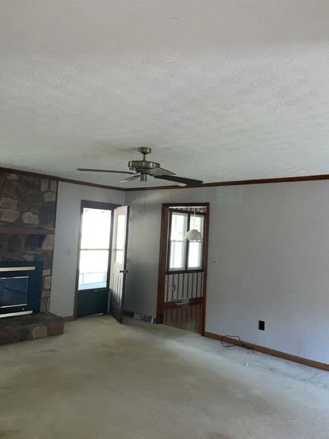 102 Woodhaven Ct in Easley, SC - Building Photo - Building Photo