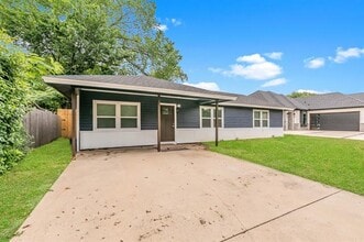 1709 Joyce St in Arlington, TX - Foto de edificio - Building Photo