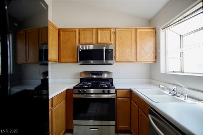 property at 733 Anne Ln