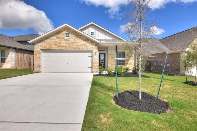 property at 704 Bonnet Blvd