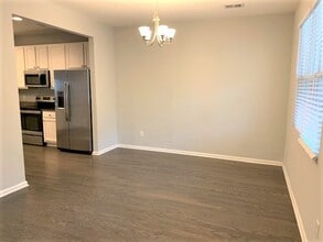 376 Flyway Rd in Goose Creek, SC - Building Photo - Building Photo