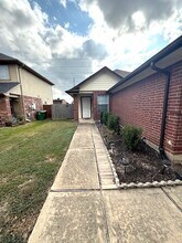 6019 Greenpark Manor Ln in Houston, TX - Building Photo - Building Photo