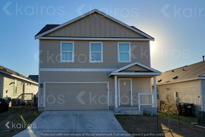 4220 Fluvial Cir in San Antonio, TX - Building Photo