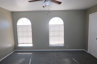 1021 Park Meadow Dr in Beaumont, TX - Building Photo - Building Photo