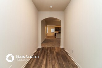 150 Switchback Hl Rd in Newark, TX - Foto de edificio - Building Photo