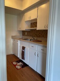 Fair Oaks Apartments photo'