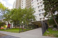 McCowan Apartments in Toronto, ON - Building Photo - Building Photo