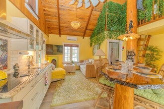 7146 Congdon Rd in Ft. Myers, FL - Foto de edificio - Building Photo